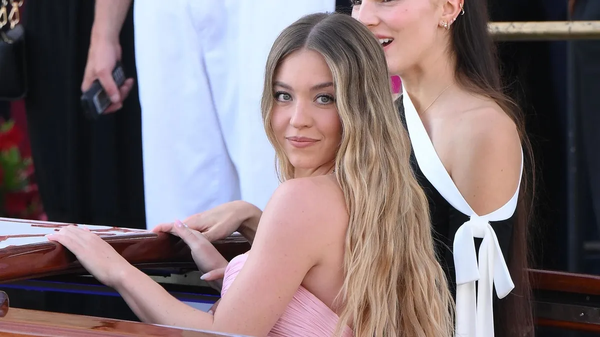 Tom Brady Sydney Sweeney-re cserélte Gisele Bündchent?