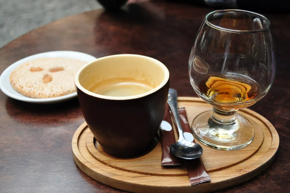 magas vérnyomás, alkohol, koffein