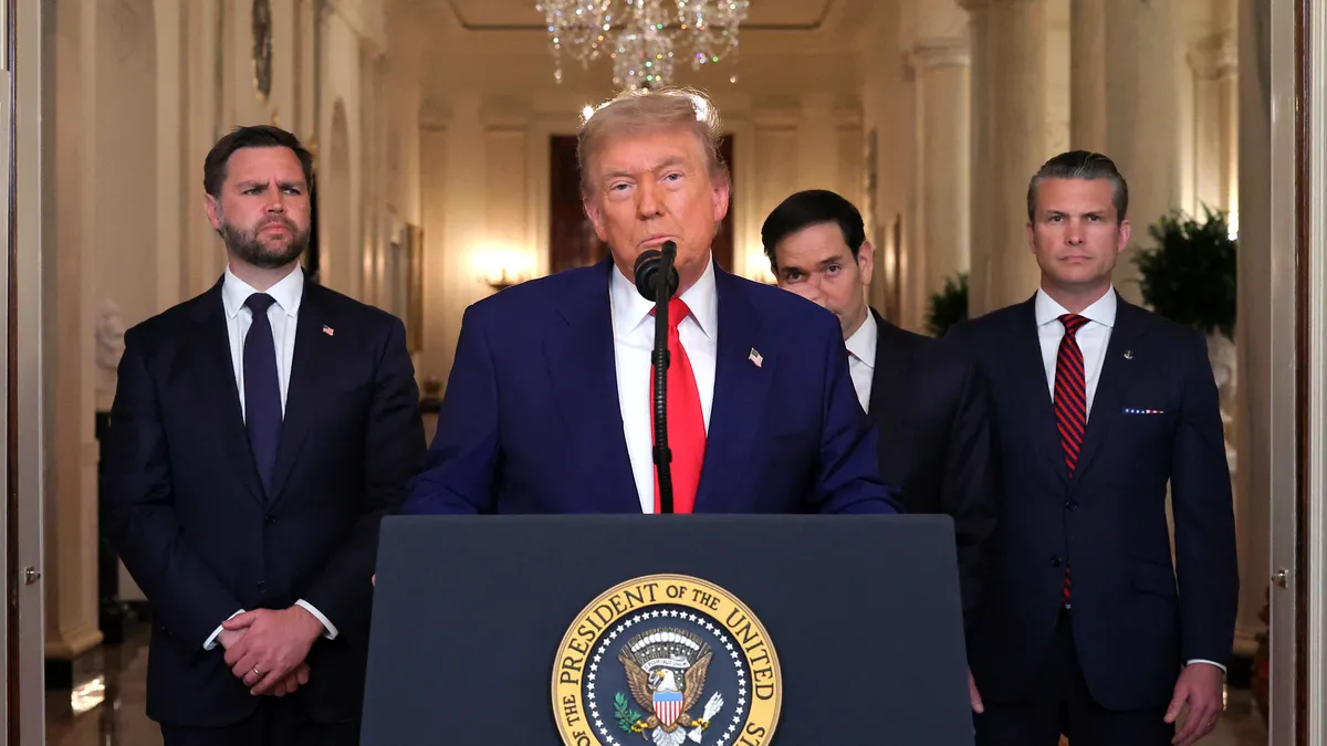 Fontos információk derültek ki az amerikai bombázásról - Videók