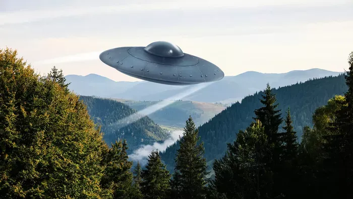 Földrengés és furcsa zöld fénygömbök: UFO-észlelés lehetett?