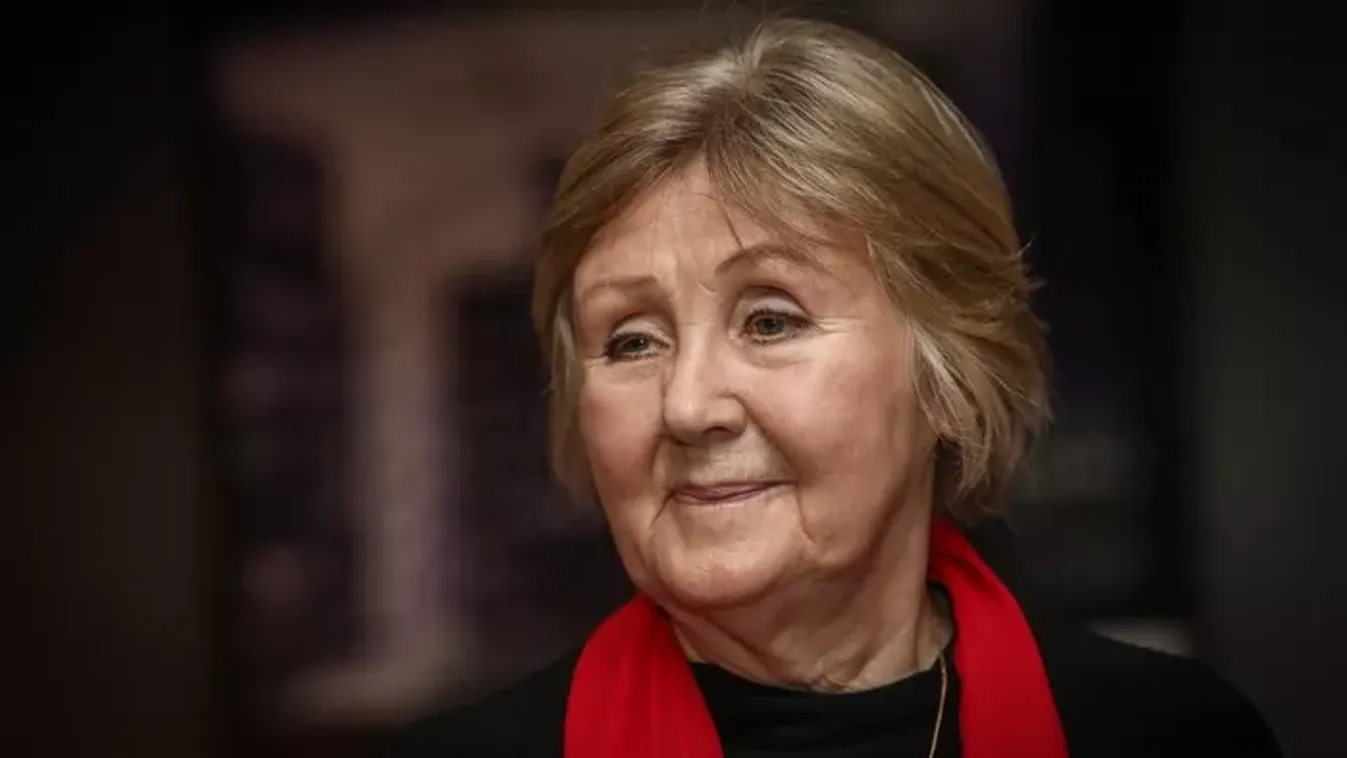 Halász Judit nem akart gyerekeknek énekelni: „Bolond, aki ezekhez kimegy a színpadra”