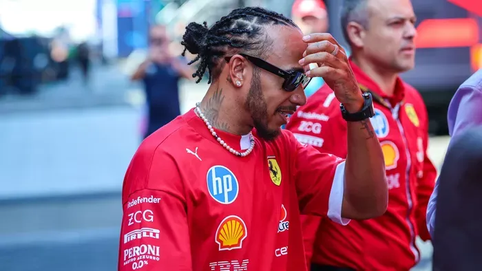 Hamilton a szakadék szélére került, karrierje mélypontja jön