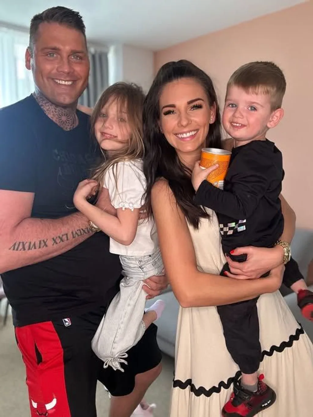 Dudás Miki családja