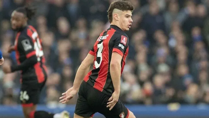Kerkez Milos öt évre a Liverpoolhoz szerződik