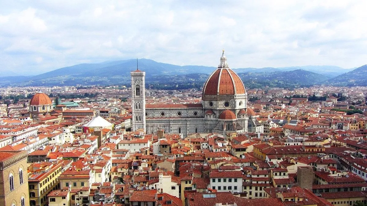 Firenze látnivalói a múltba repítenek vissza. Gyere velünk a reneszánsz legszebb városába!
