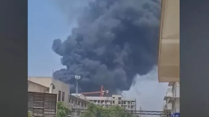 Földbe csapódott egy utasokkal teli repülő - Brutális videó