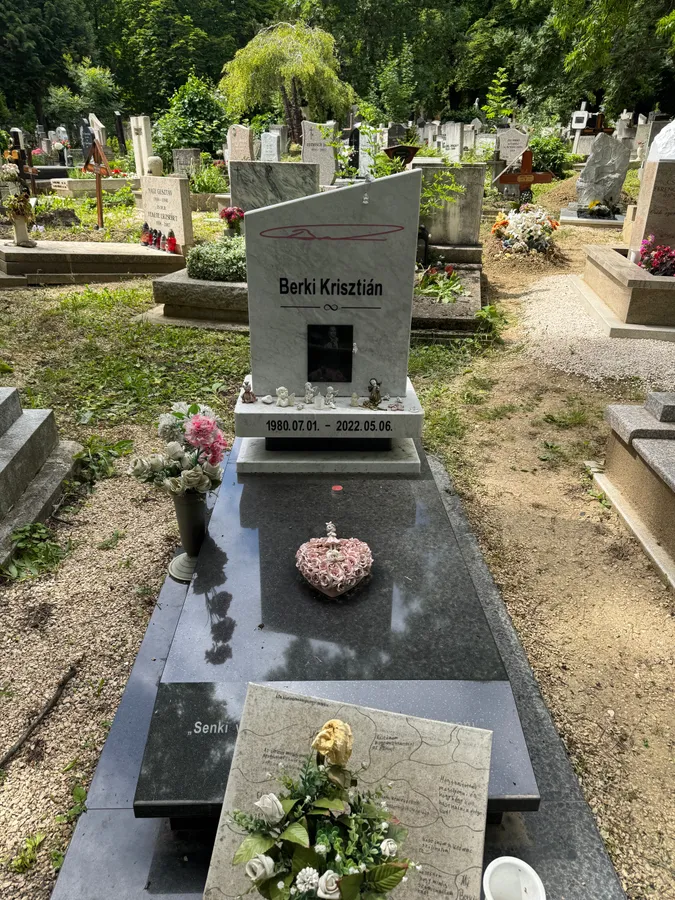 Berki Krisztián sírja