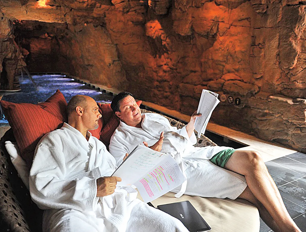 HOT! FELTÖLTÉS
Lola - Peti
Hajdu Steve - Adrián
Bereczki Zoltán - Niki
Szoboszlai Dominik - Ákos
Horváth Éva - Ági