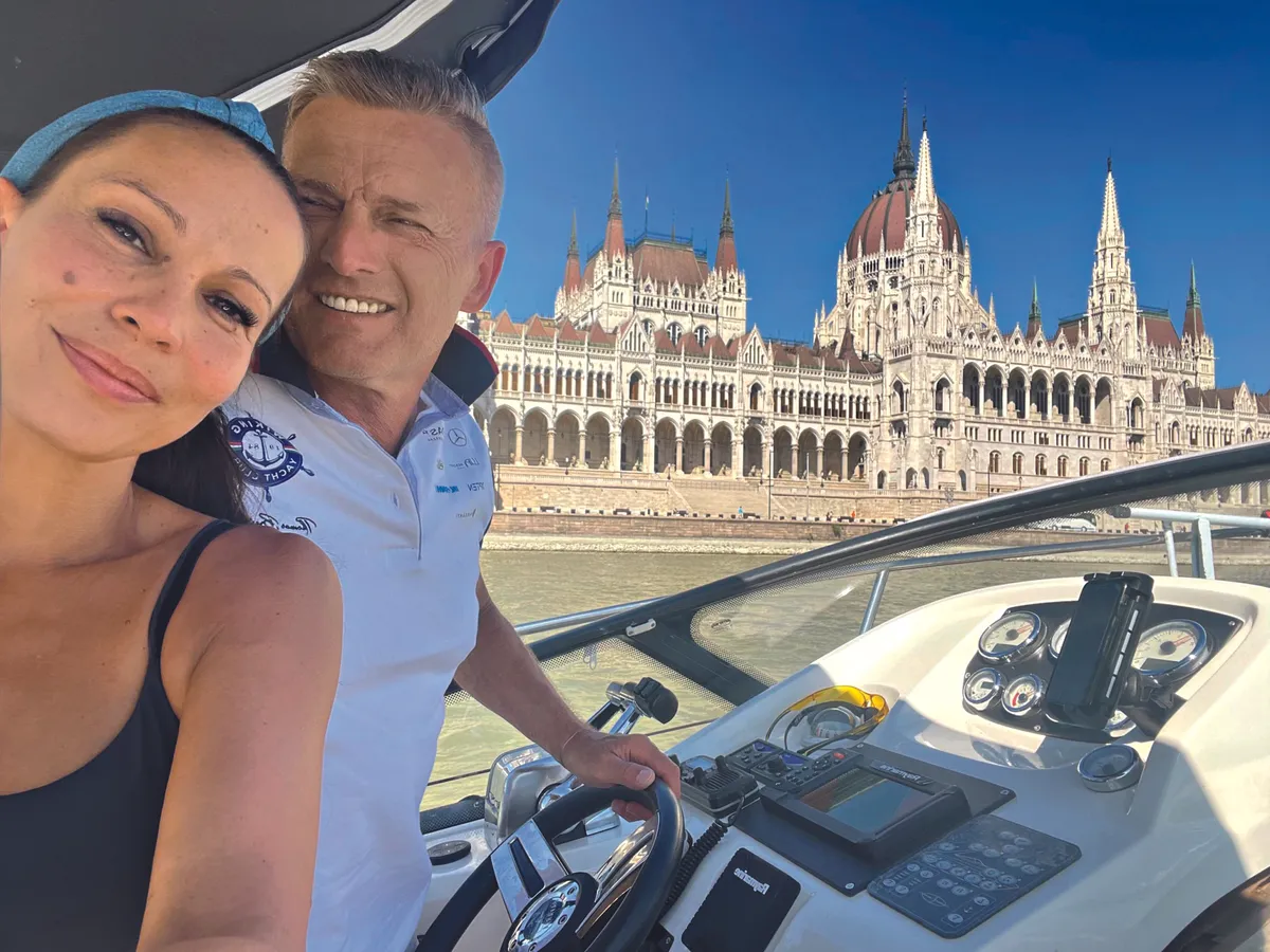 HOT! FELTÖLTÉSEK
Kulcsár Edina és GWM - Adrián
Pataky Attila - Niki
Szabó Győző - Dóri
Sári Évi - Adrián
Ivancsics Ilona - Niki
Pikali Gerda és Rékasi Károly - Ági