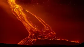 Európa legveszélyesebb vulkánja kegyetlen pusztításra képes – friss felvételek az Etna kitöréséről