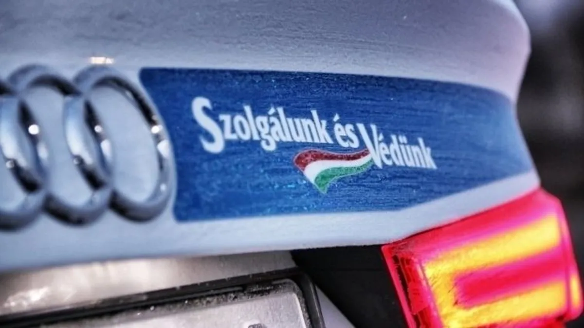 Drámai pillanatok az M5-ösön: elszabadult a káosz, egy kés is előkerült