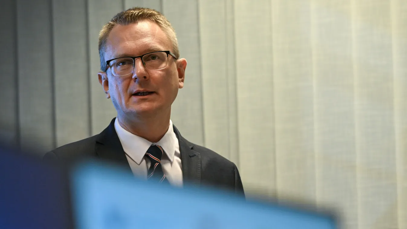 Rétvári Bence: Ukrajna ma instabil és veszélyes ország