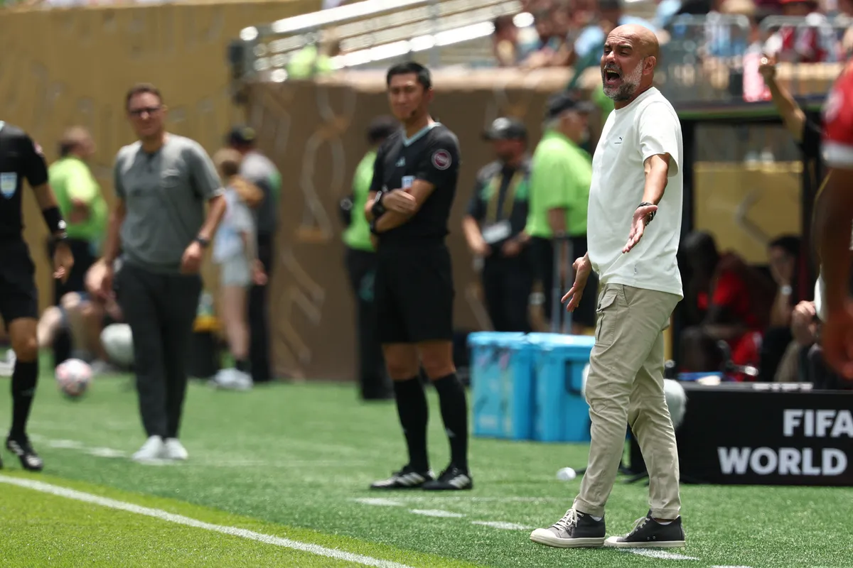 Pep Guardiola, a Manchester City edzője a játékvezetőnek üzent a klubvilágbajnokság meccse után