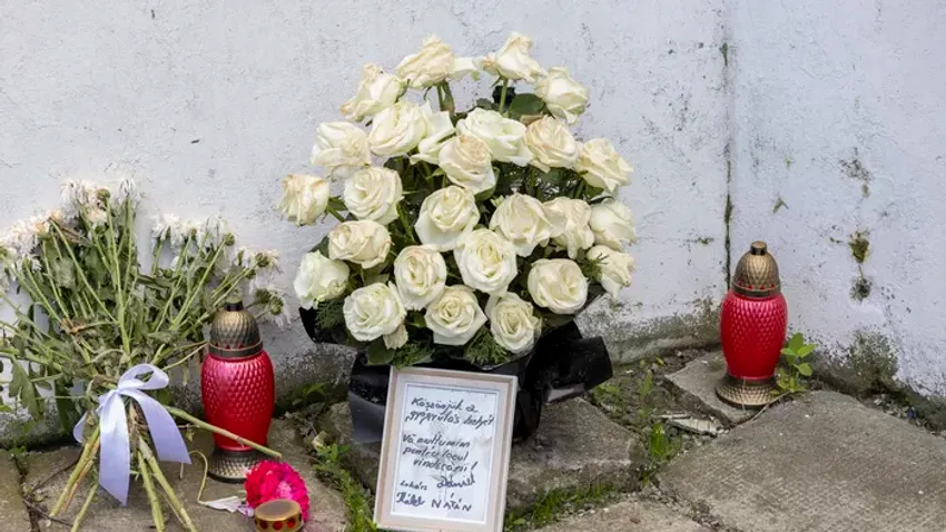 Néma gyászba borult Parajd