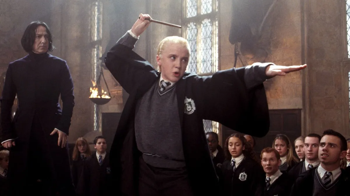 Ők keserítik meg az ifjú Harry Potter életét – Íme, az új Dursley család és Draco Malfoy