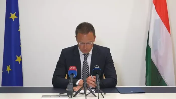 Szijjártó: Kezdődik a harc a rezsicsökkentés megvédéséért!