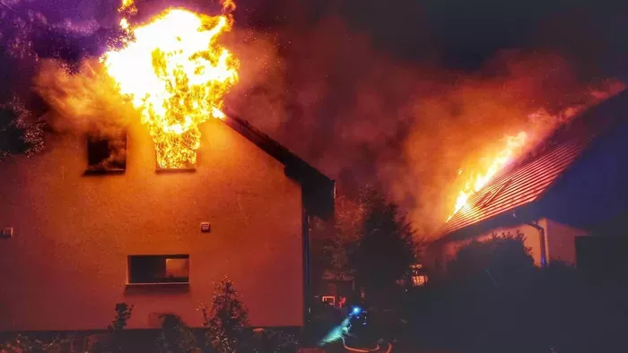 Két házba csapott bele a villám egyszerre Budakeszin