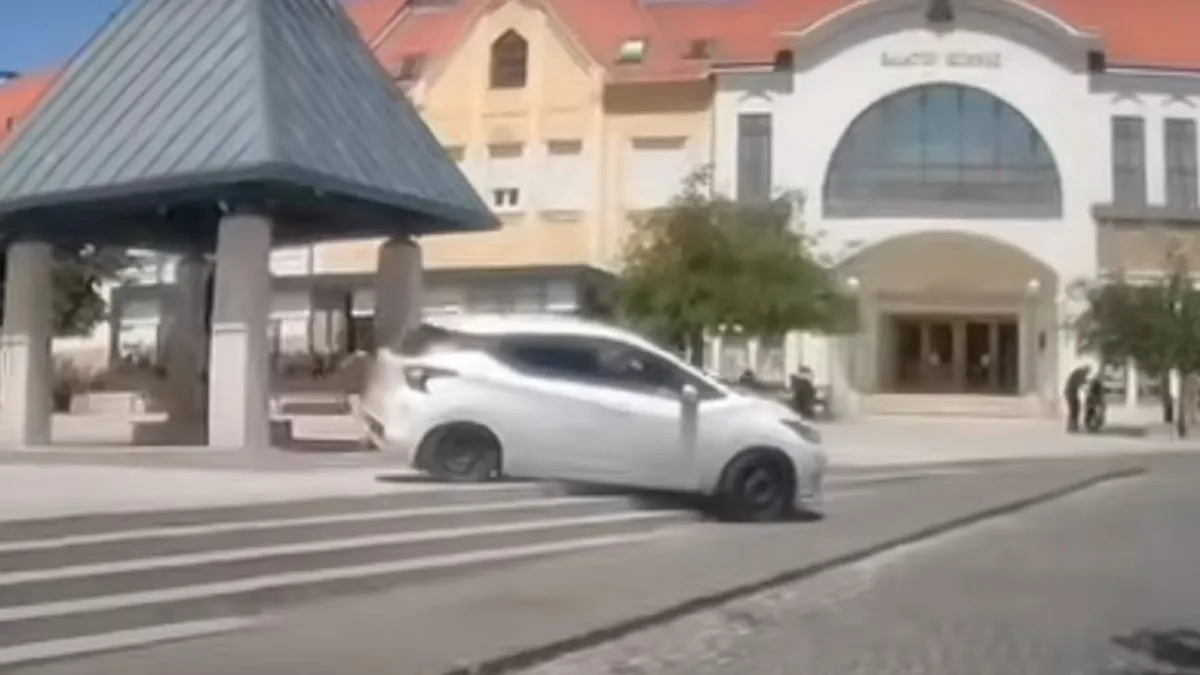 A GTA-ban érezte magát egy keszthelyi sofőr, a lépcsőn száguldozott