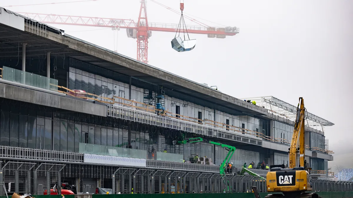 "Nem akartunk kipottyanni az F1-es versenynaptárból" - modern külsőt kap a Hungaroring