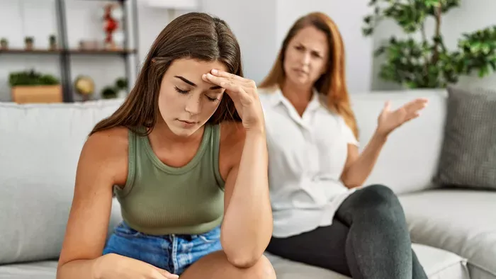 5 jel, hogy egy nárcisztikus anya mellett nőttél fel