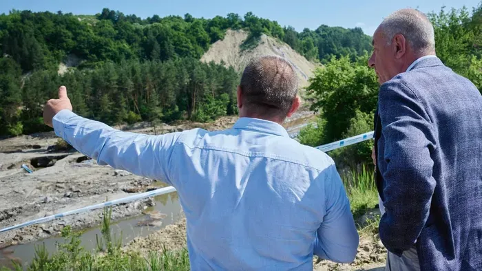 Az egész magyar nemzet szolidáris a Parajdon élőkkel
