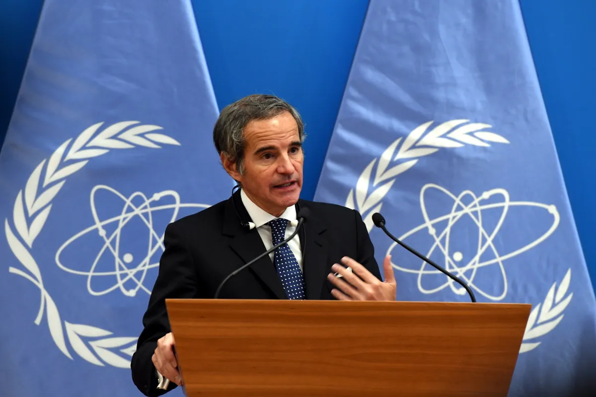 SZIJJÁRTÓ Péter; GROSSI, Rafael