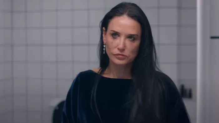 Max: Mindenki a szerfogyasztó Demi Moore-ra kíváncsi