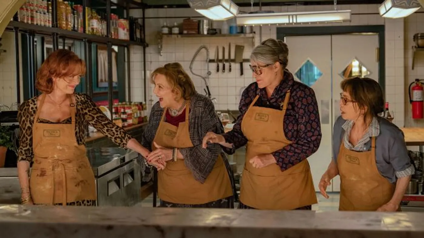 A Netlfix olasz konyhás nagyijainak a bölcsességeit még XIV. Leó pápa is imádná: Az év leghangosabb és legszerethetőbb filmje a Nagyik