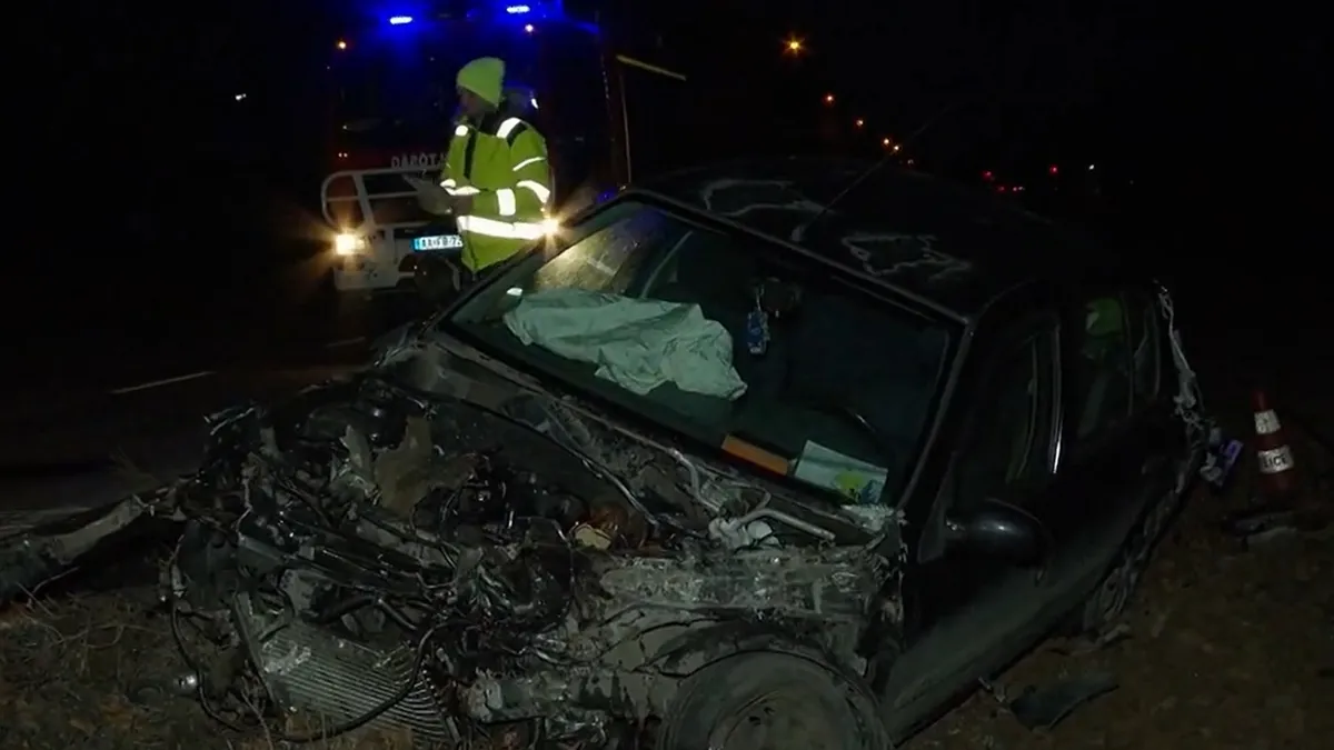 Részegen hajtott vonat elé egy fiatal lány Nyíregyházán - Videó