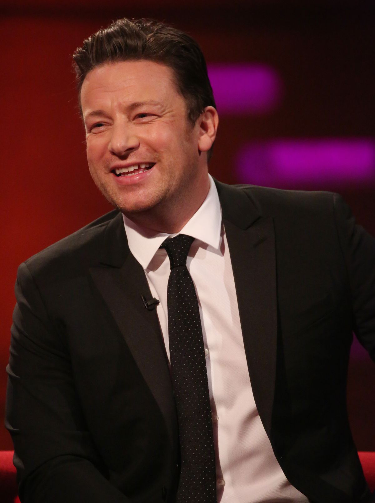 Jamie Oliver értékelennek és butának tartotta magát a diszlexiája miatt