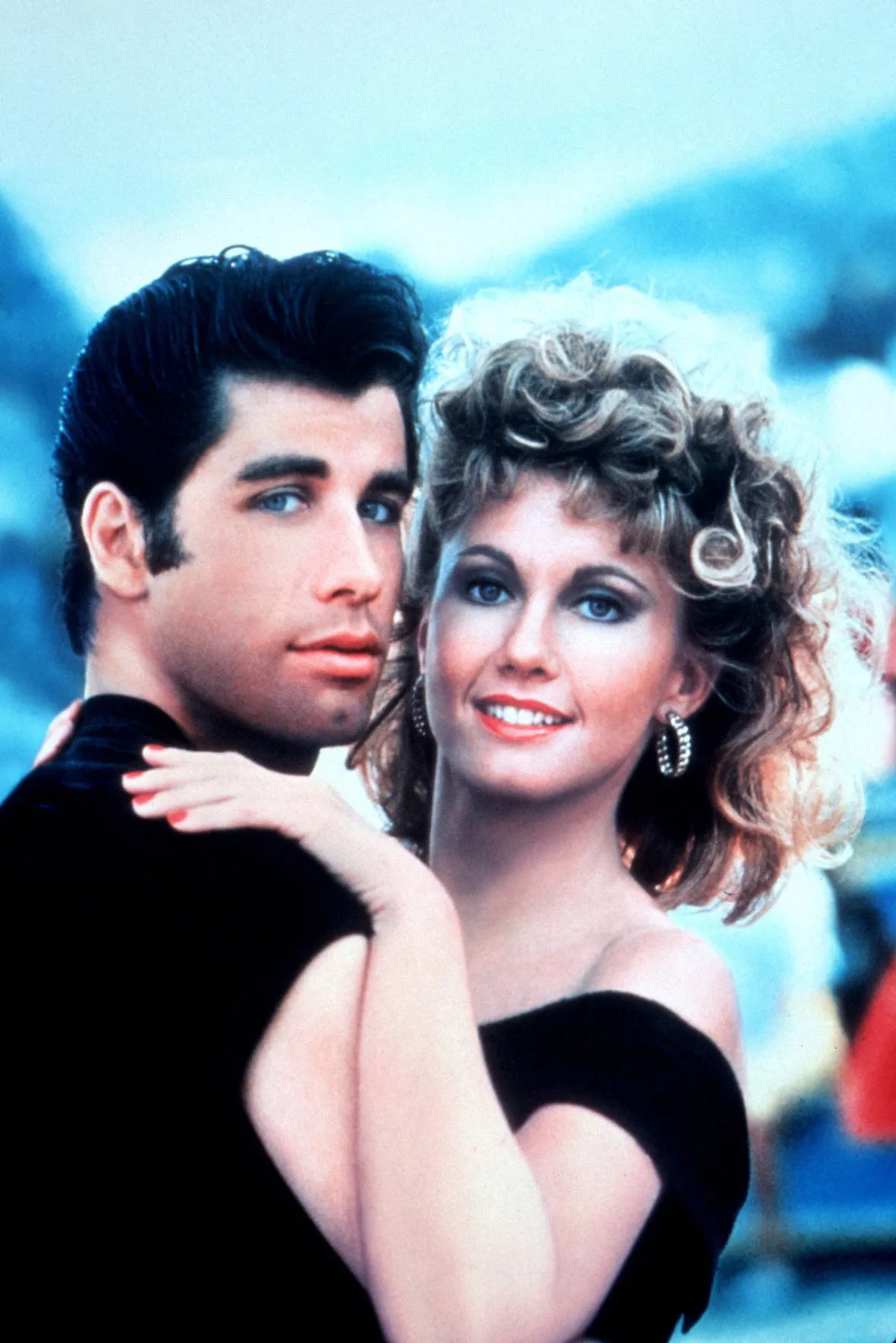 John Travolta közel 50 év után ismét a Grease-ből jól ismert Danny Zuko bőrébe bújt
