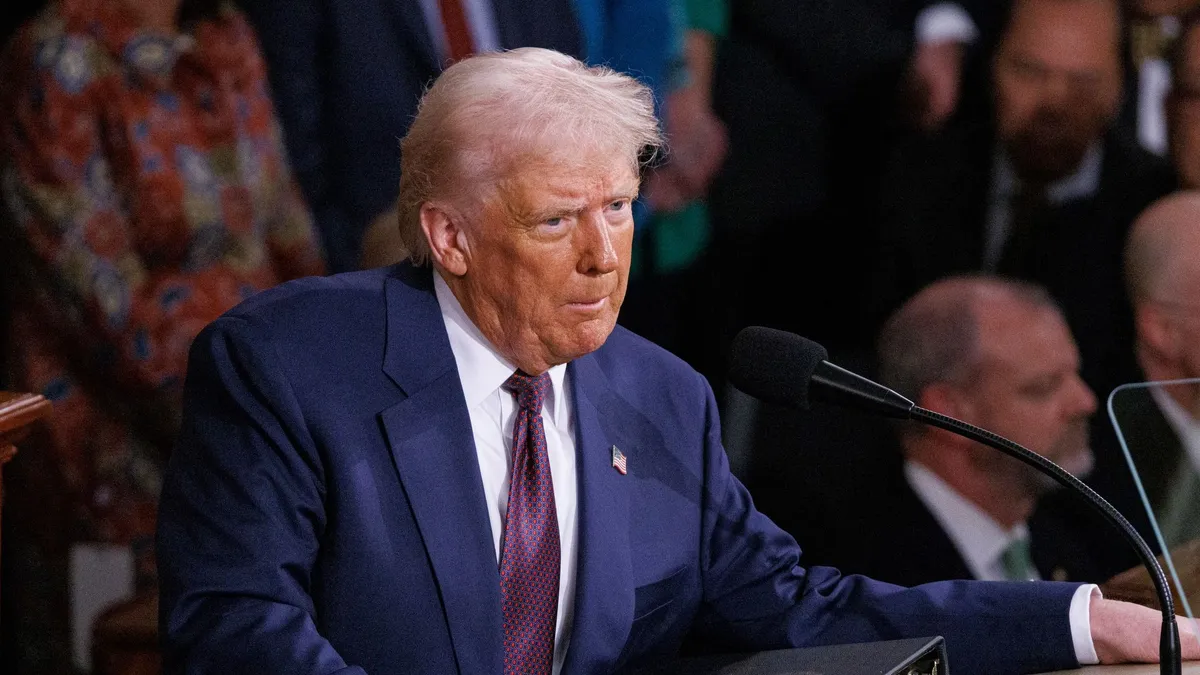 Kényszerleszállást hajtott végre Donald Trump helikoptere