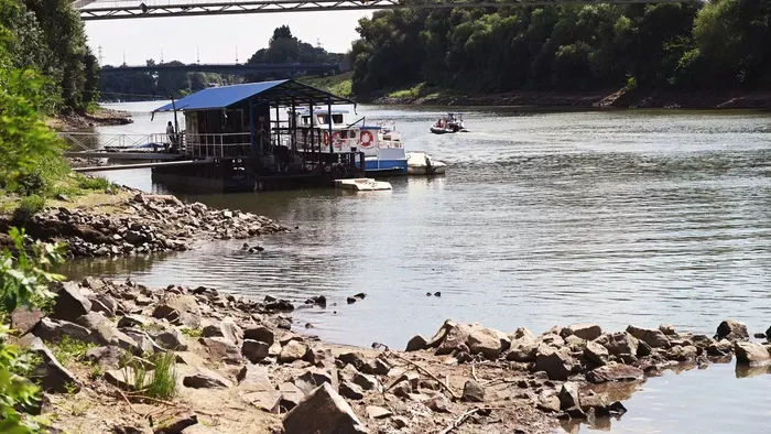 Emberi maradványokra bukkantak a Tisza-parton