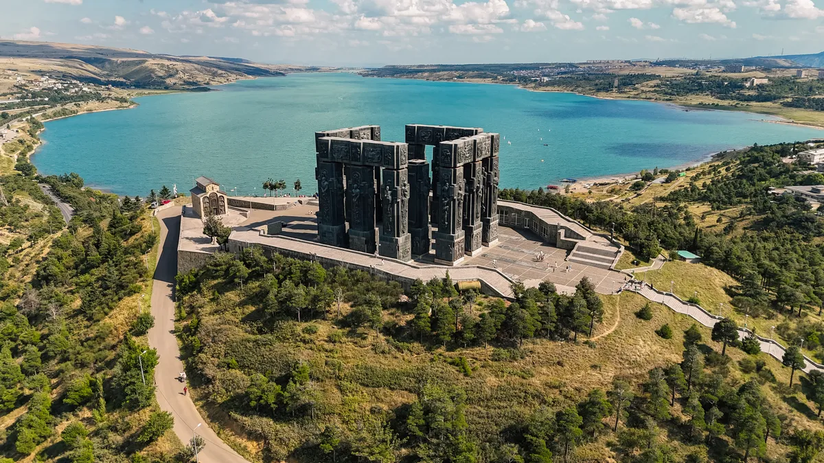 Tbiliszi titkai, Georgia krónikái, Georgia
