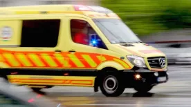 Kora reggel riasztották a mentősöket: árokba hajtott egy autós, a tűzoltók is kivonultak