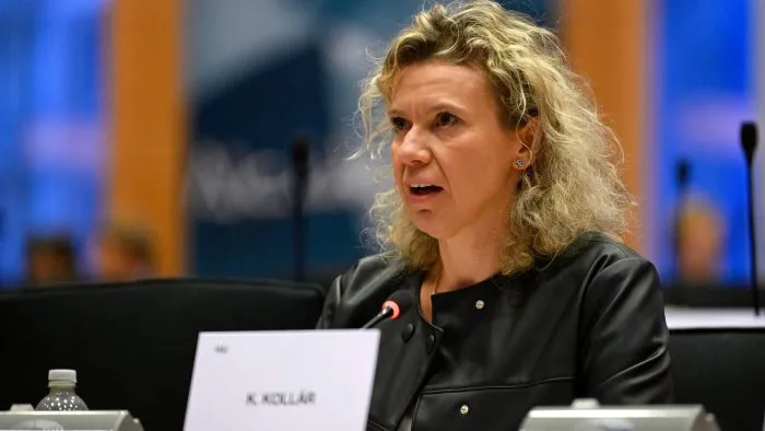 A magyarok kárát akaró Kollár Kinga jól megszedte magát