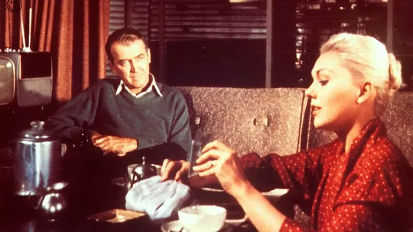 „Több fiú erőszakolt meg” – 92 évesen vallott szörnyű titkáról Kim Novak