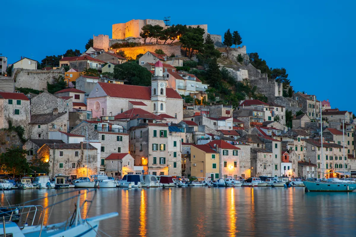 Sibenik, Horvátország, város, dalmát város