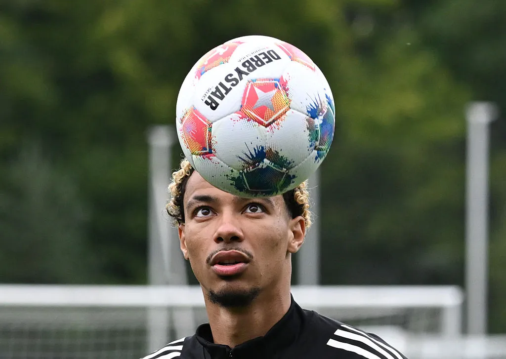 Eintracht Frankfurt training kick-off