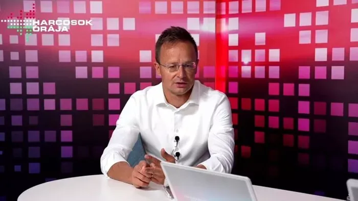Szijjártó Péter szerint felmosták a padlót von der Leyennel