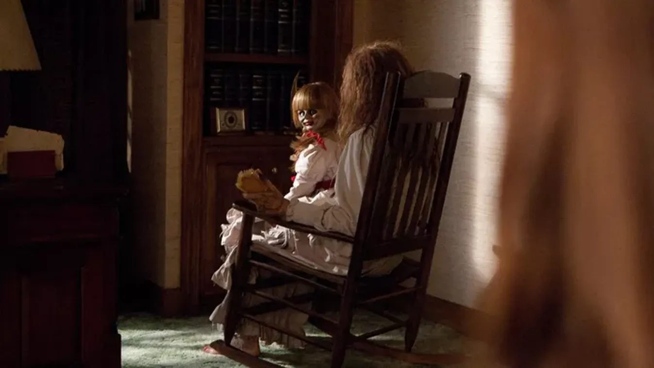 Vérfagyasztó részletek: a valóságban is mészárolja az embereket az Annabelle baba – Itt az újabb áldozat!
