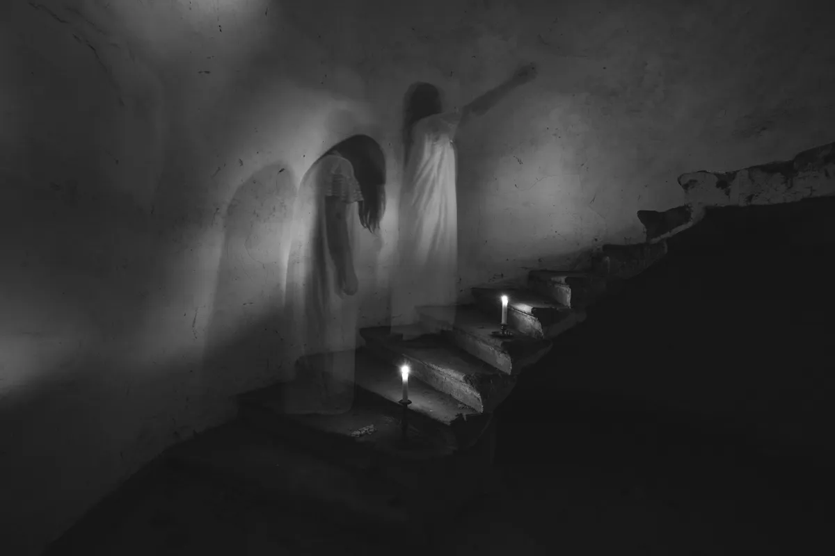 szellem, horror, kísértetjárta ház, horror