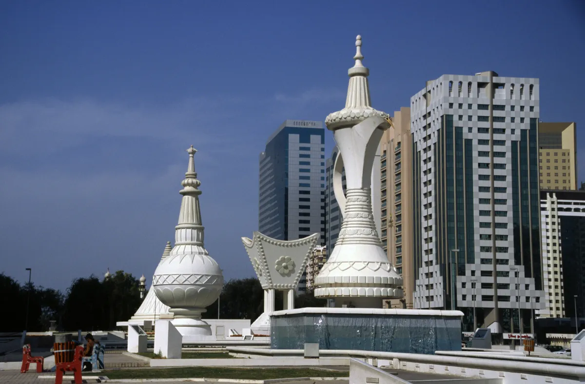 Dubai, Egyesült Arab Emírségek, város, épületek, építészet