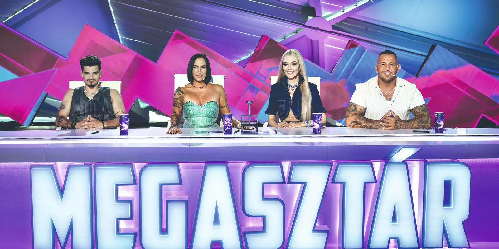 Nem akárki jelent meg a Megasztár színpadán - videó