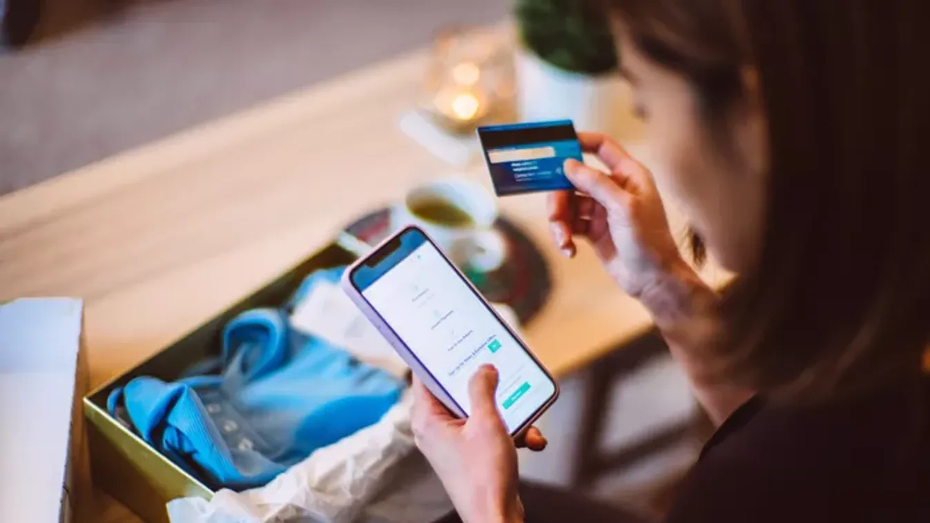 Így manipulálnak, amikor online vásárolsz – Nem veszed észre, pedig rengeteg trükköt bevetnek a webshopok