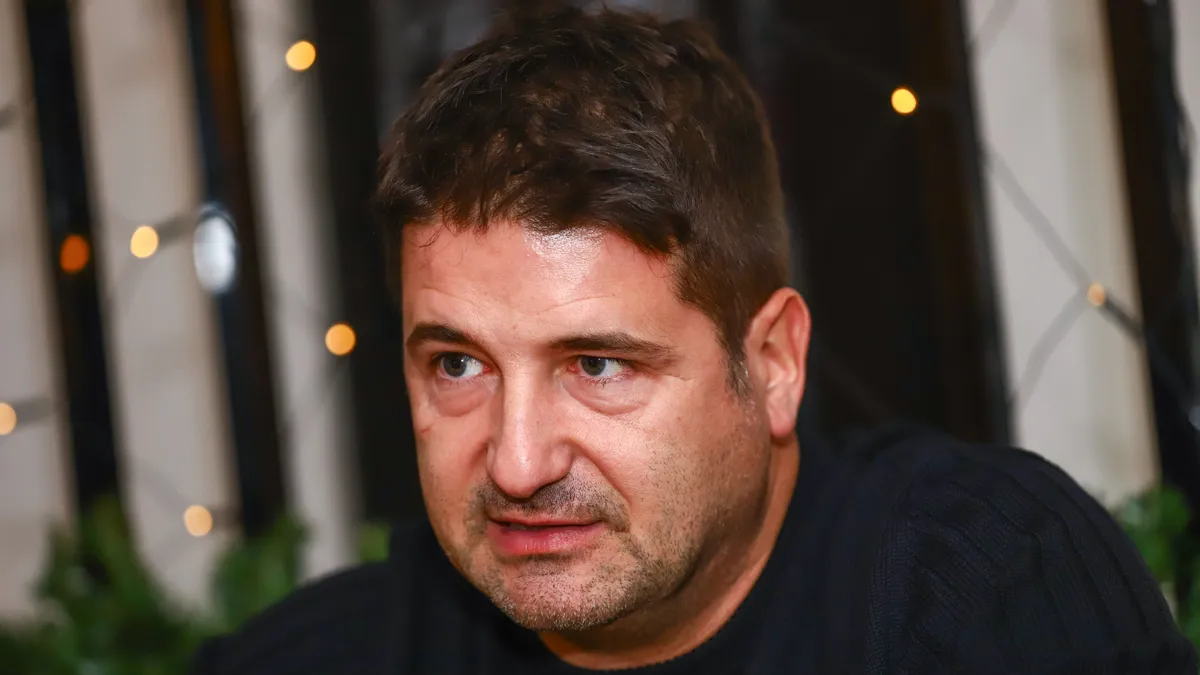 Hajdú Péter a mai napig több országból kap szerelmes leveleket – Még a menyasszonyát is felkérdezték