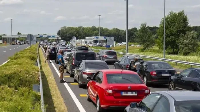 Brutális torlódás alakult ki az M1-esen