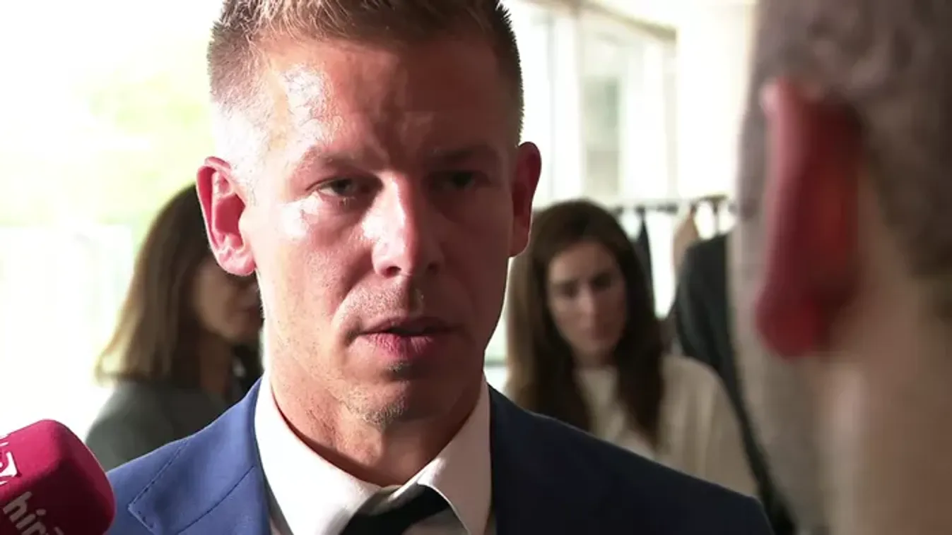 A Magyar Péter által kiosztott pofonok végül mindig a mellette álló nőkön csattannak a legnagyobbat