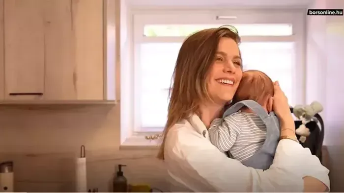Weisz Fanni bejelentette: Már össze is jött a második