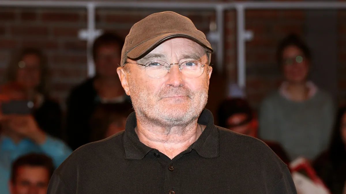 Phil Collins szomorú híreket osztott meg az állapotáról